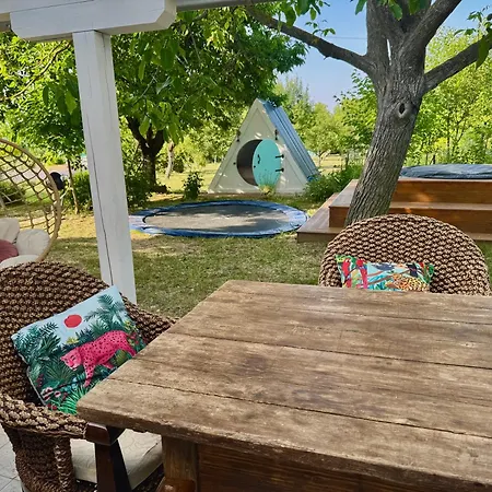 Bohemian Eco Kisapati
